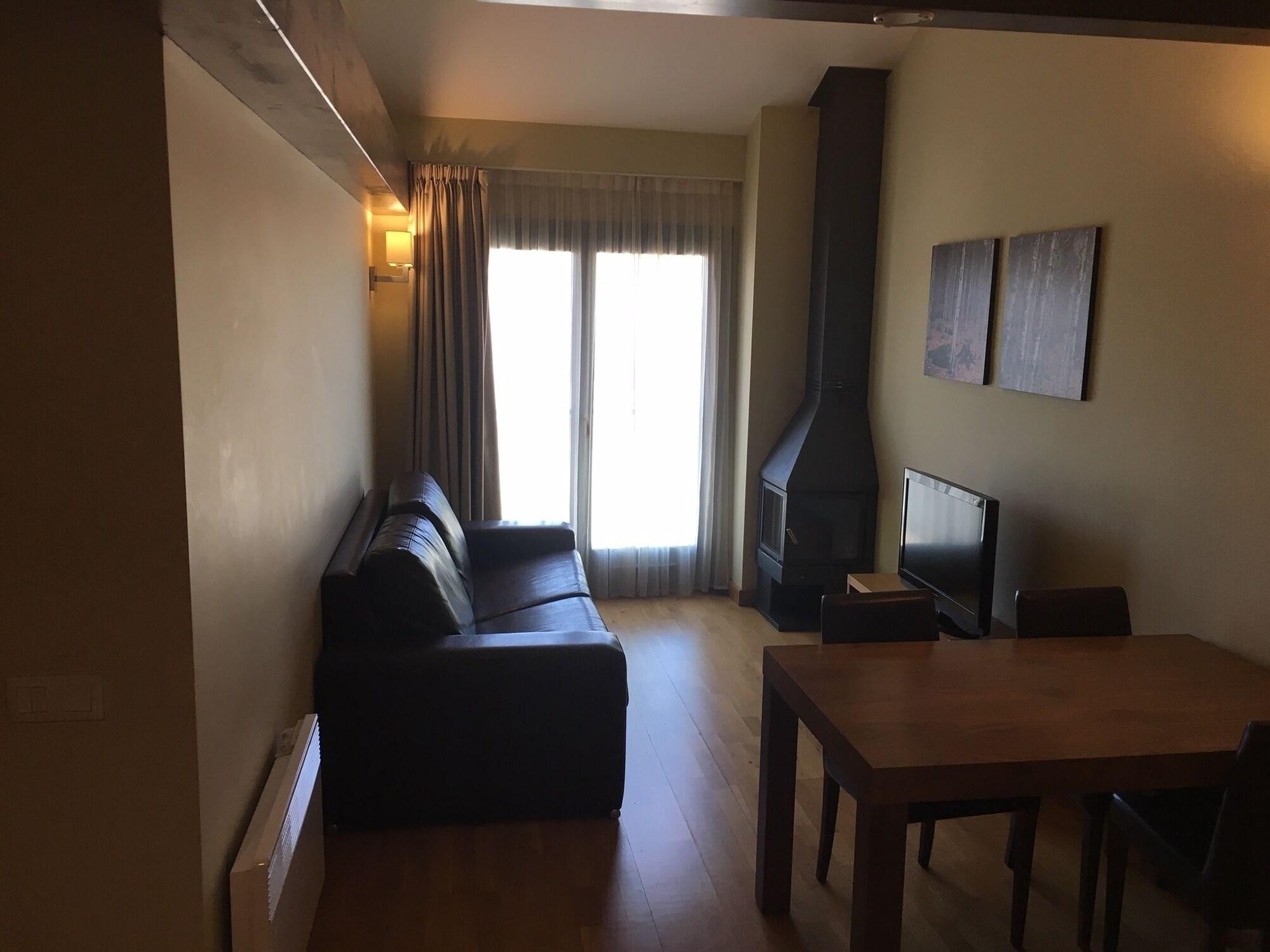 Appartements & Spa Cerdanya Bourg-Madame Exterior foto